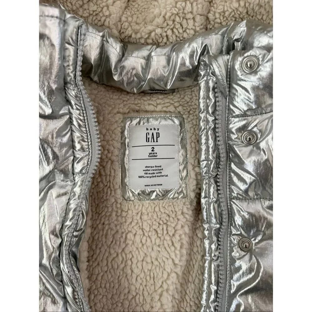 GAP 2T Girls Silver Metallic Hooded Sherpa Puffer Winter Jacket